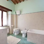 In With Pool & Ferienhaus Apecchio