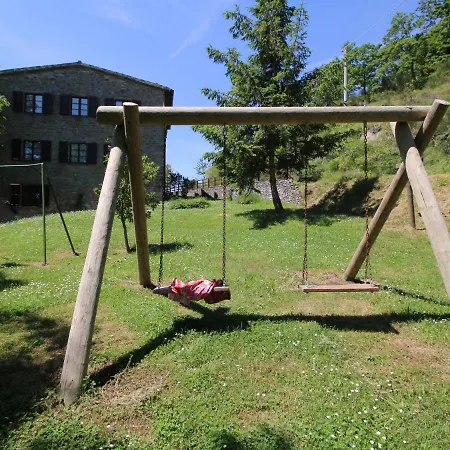 Hébergement de vacances Farmhouse In Apecchio With Pool & Spa